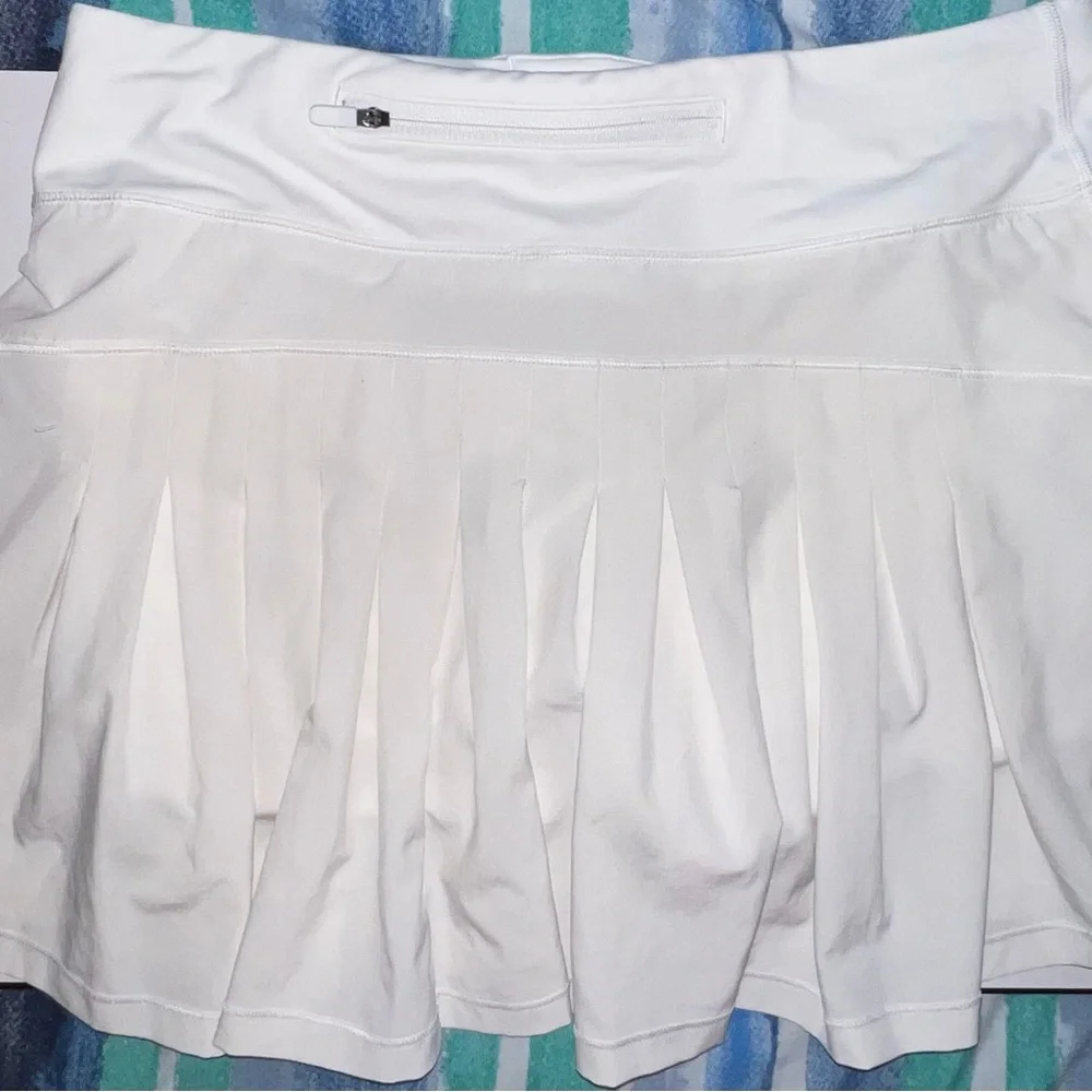 Lululemon Circuit Breaker White Skort Tall (15”)